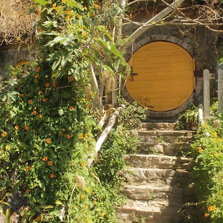 Отель The Hobbit La Comarca Нуэва-Сан-Сальвадор Экстерьер фото